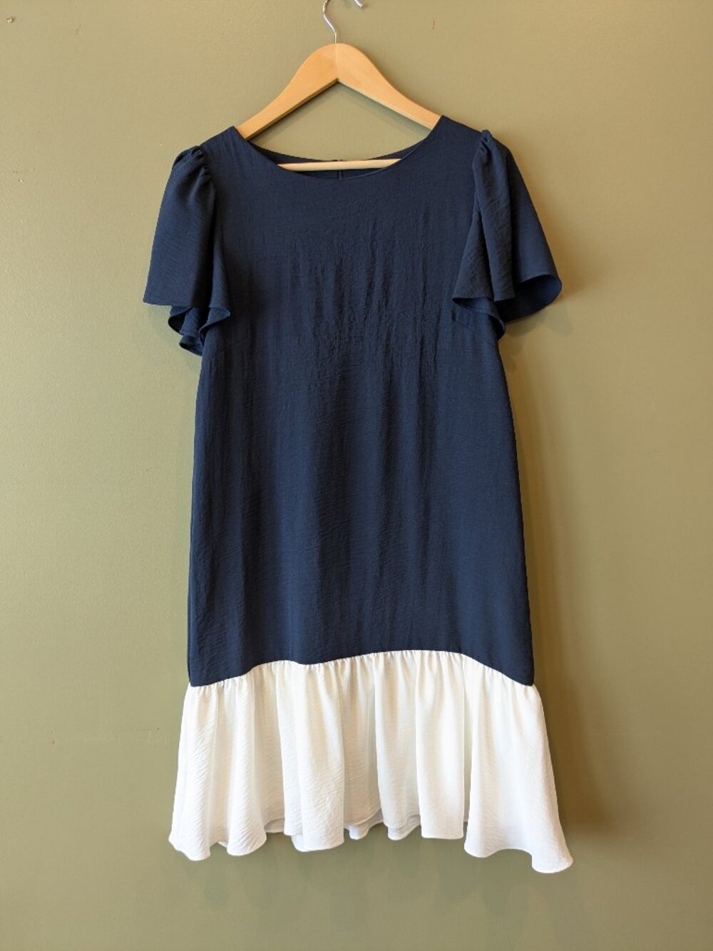 Scapa Lauren Perre Dress Small Shift Navy White Color Block Flutter Sleeve NWT